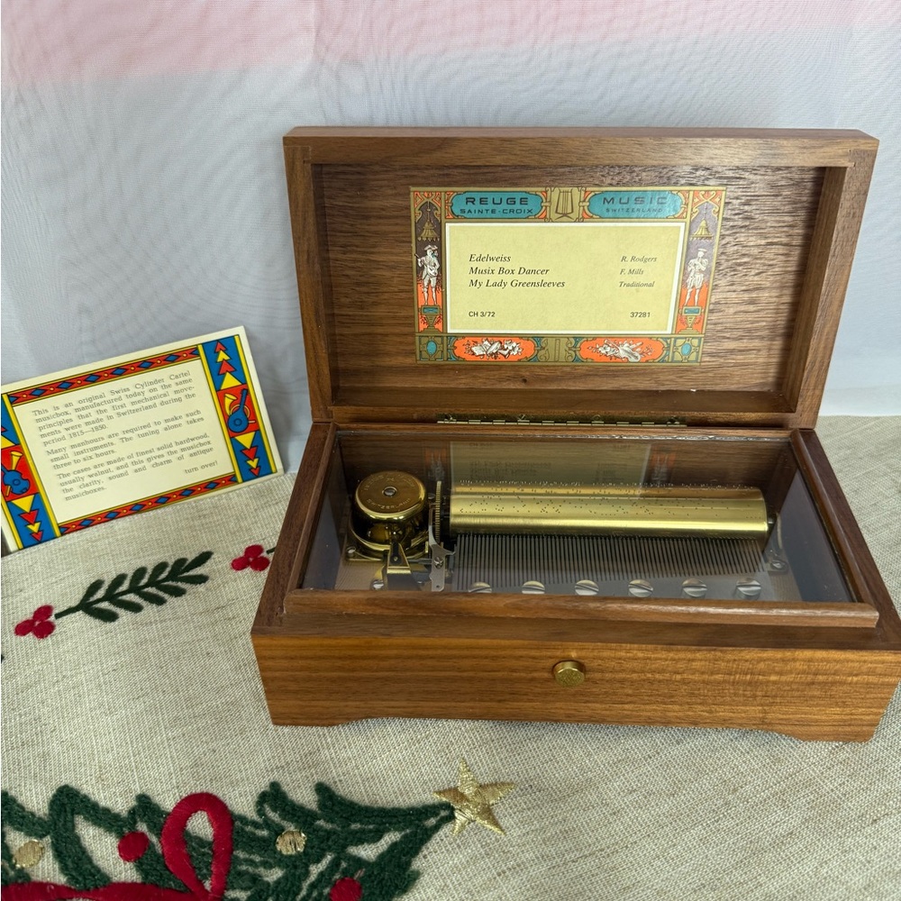 Reuge Sainte-Croix music box antique